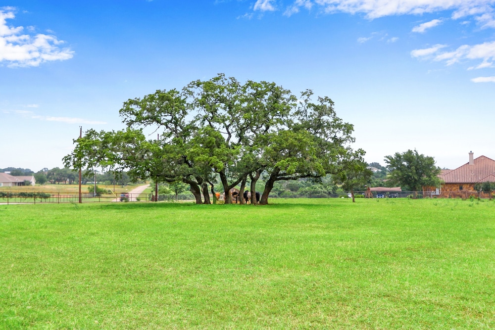 6A Ranch Luxury Meets Country!