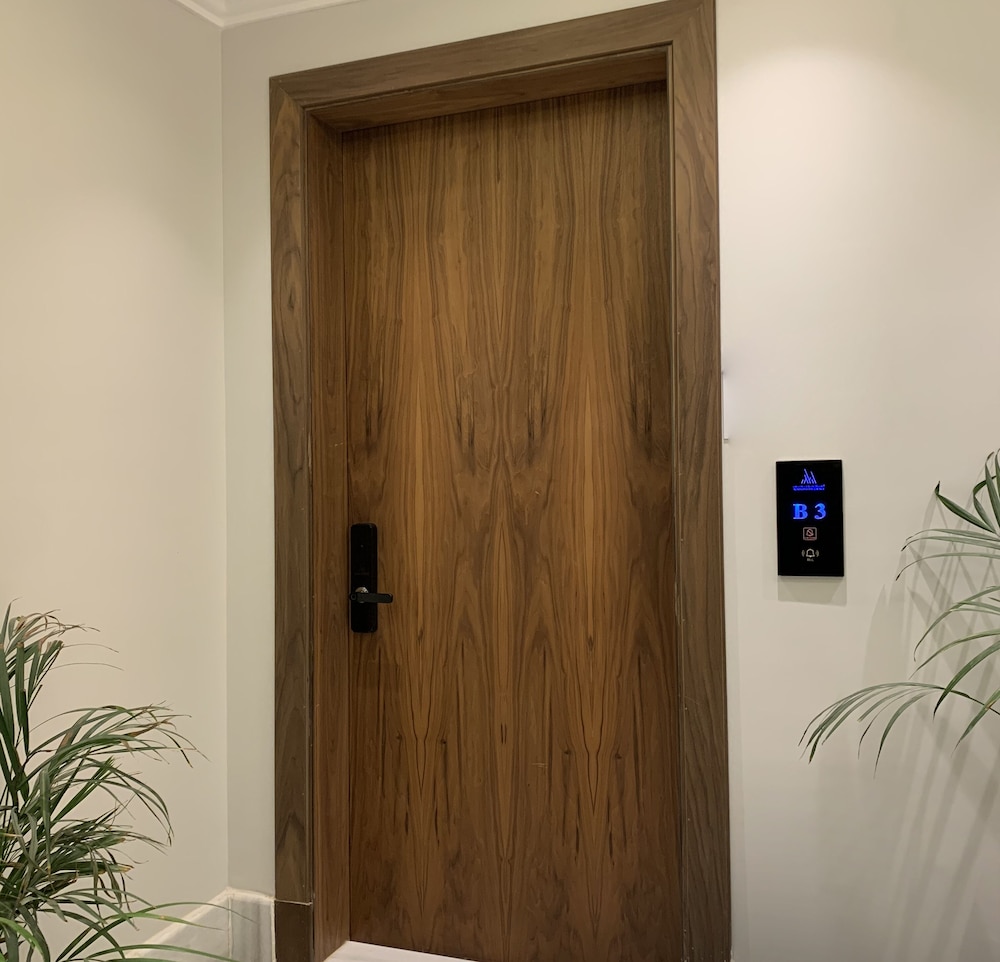 Ghadeer B-3 Royal touch Terrace XZ60