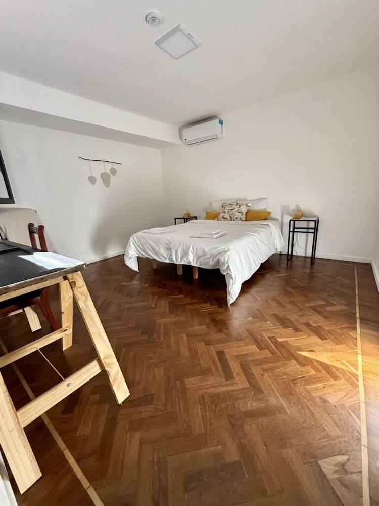 Clivias Hostel