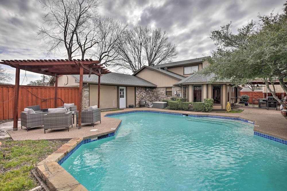 Dallas / Fort Worth Vacations - Richardson Family Retreat: Private Pool  Hot Tub! - Property Image 1
