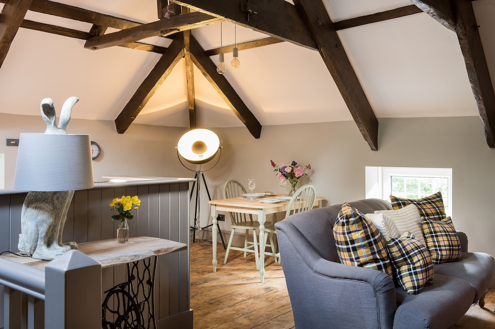 The Hideaway & Spa Terrace at Tregoose Old Mill view 4
