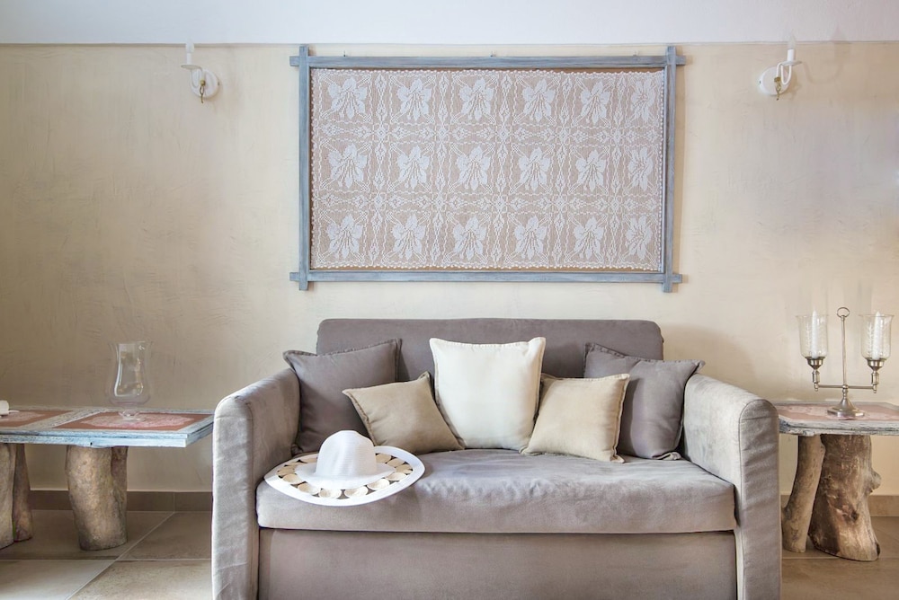Luxury Villas Hariton