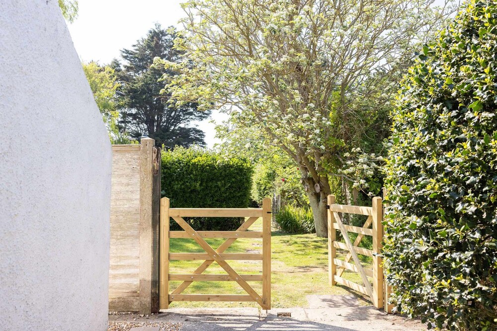 Historic Railway Home - Selsey Seafront