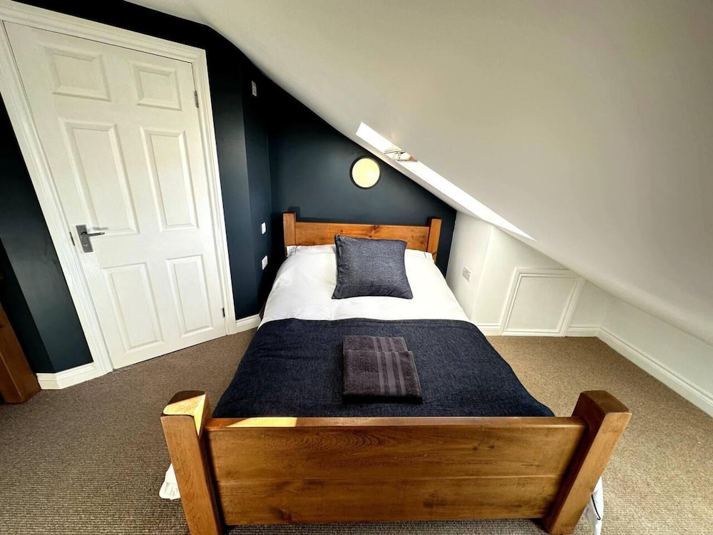 Cosy and Quirky House in the Heart of Bakewell view 3