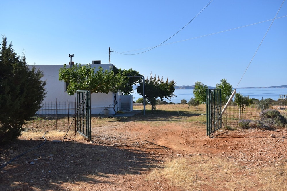 Marathitis Cottage House - Aegean sea View