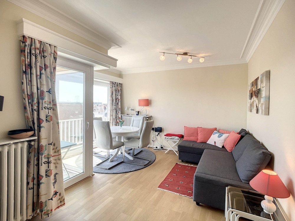 Apartment in Knokke-heist Near Beach
