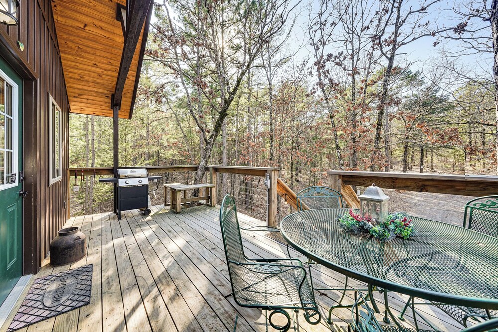 'bluebird Treehouse' Near Kiamichi Mtns w/ Hot Tub