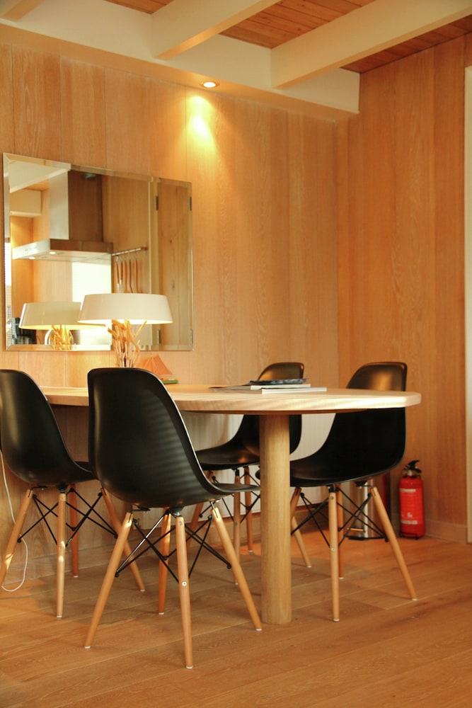 Peacefule Holiday Home for 2 People in Heiloo near Egmond
