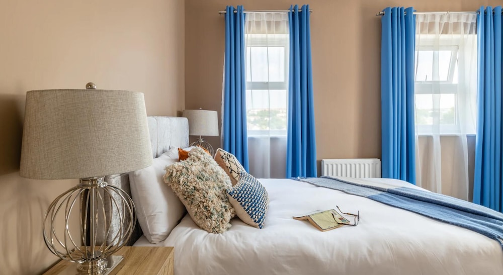 Captivating 2-bed Apartment in Chatham view 4