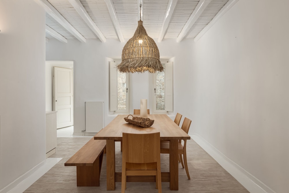 Mykonian Icon Villa