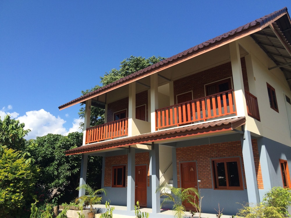 Pai Porpeang Guesthouse