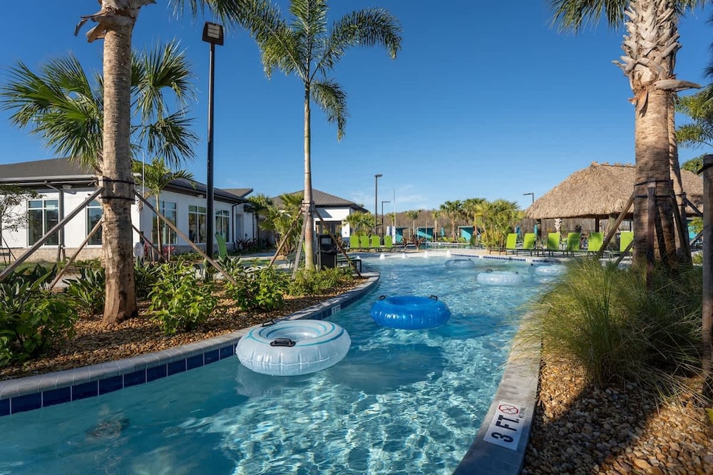 Sophisticated 6BR at Storey Lake Sl2766