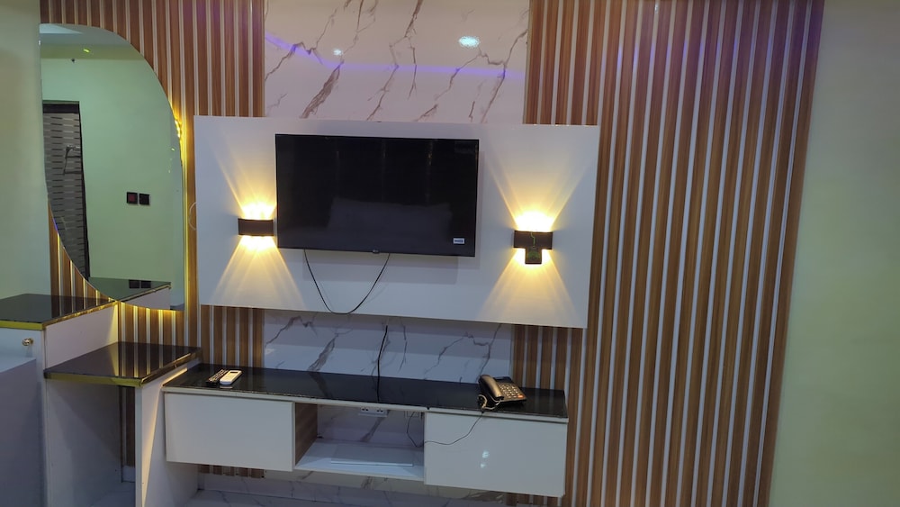517VIP Suites and Apartments Awka