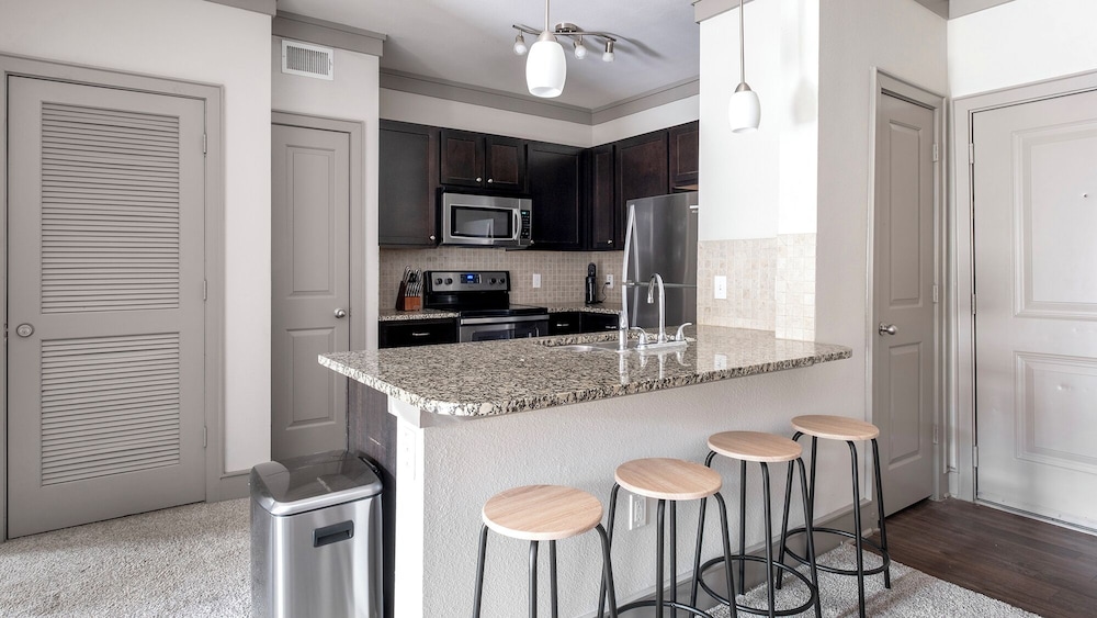 Landing Apartments Houston - Kingsland Blvd