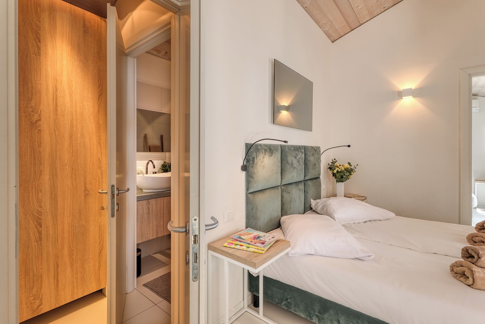 Holiday Resort Balzi Rossi