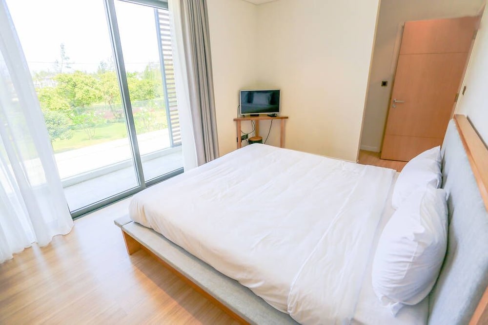 Ocean Villas Beach Resort
