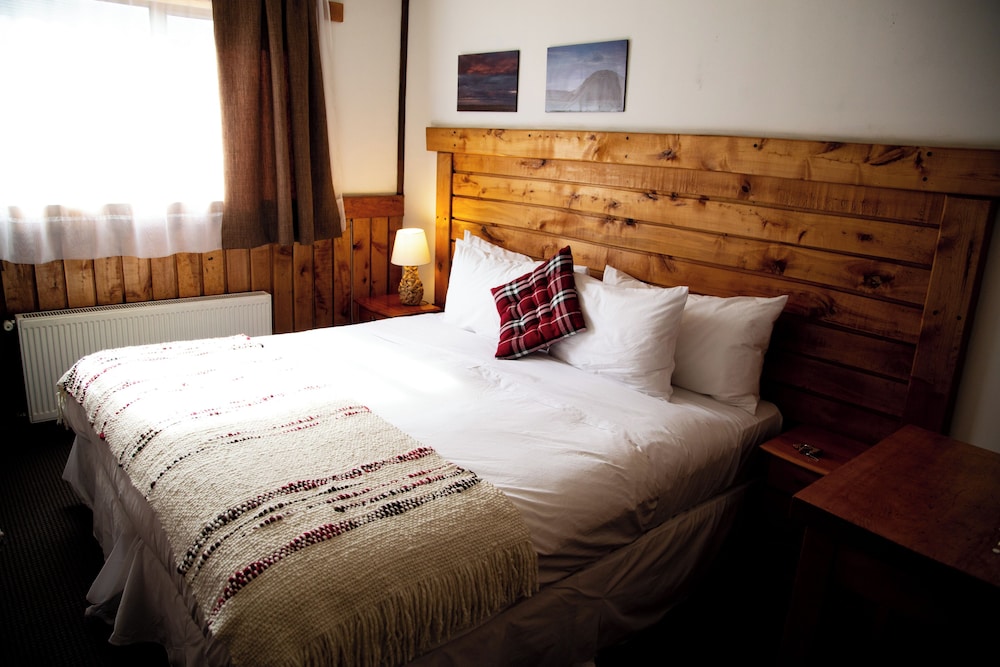 Weskar Patagonian Lodge