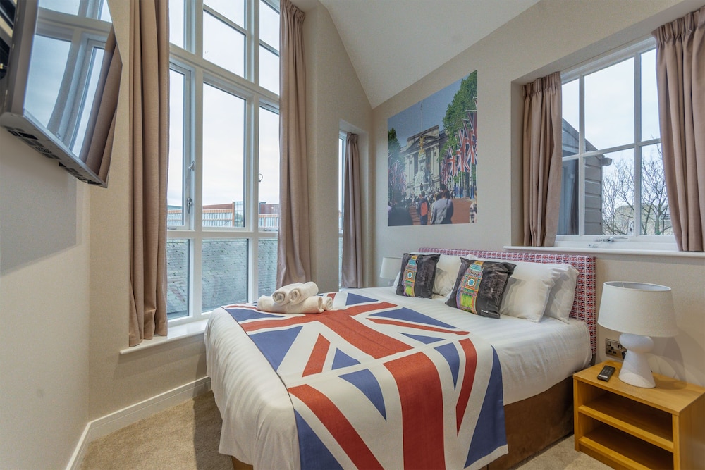 The Old School House & Rooms- The Lace Market view 4