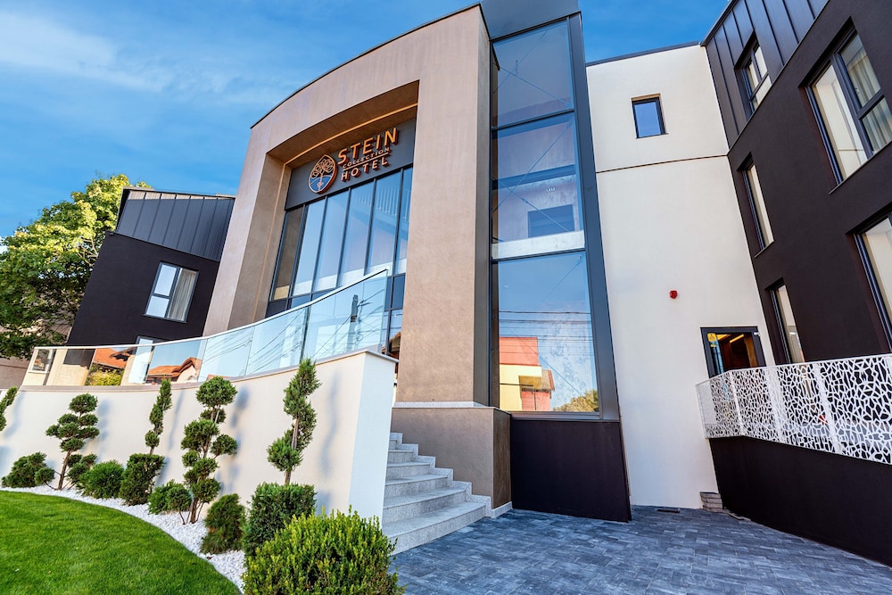 Hotel Stein Collection - Image 1