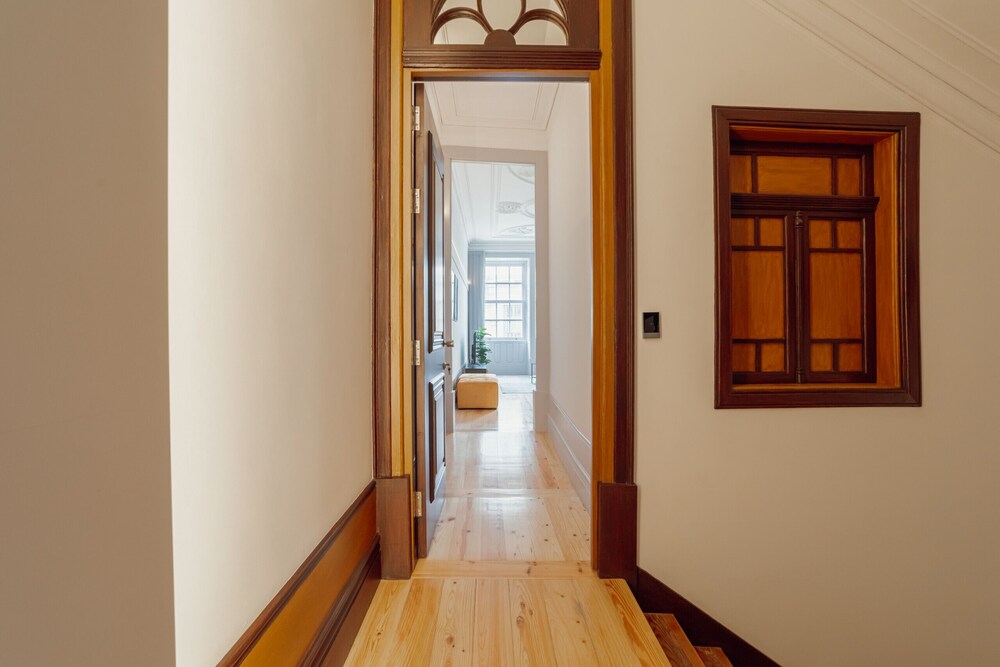 Heart OF Porto Apartment C by Vacationy
