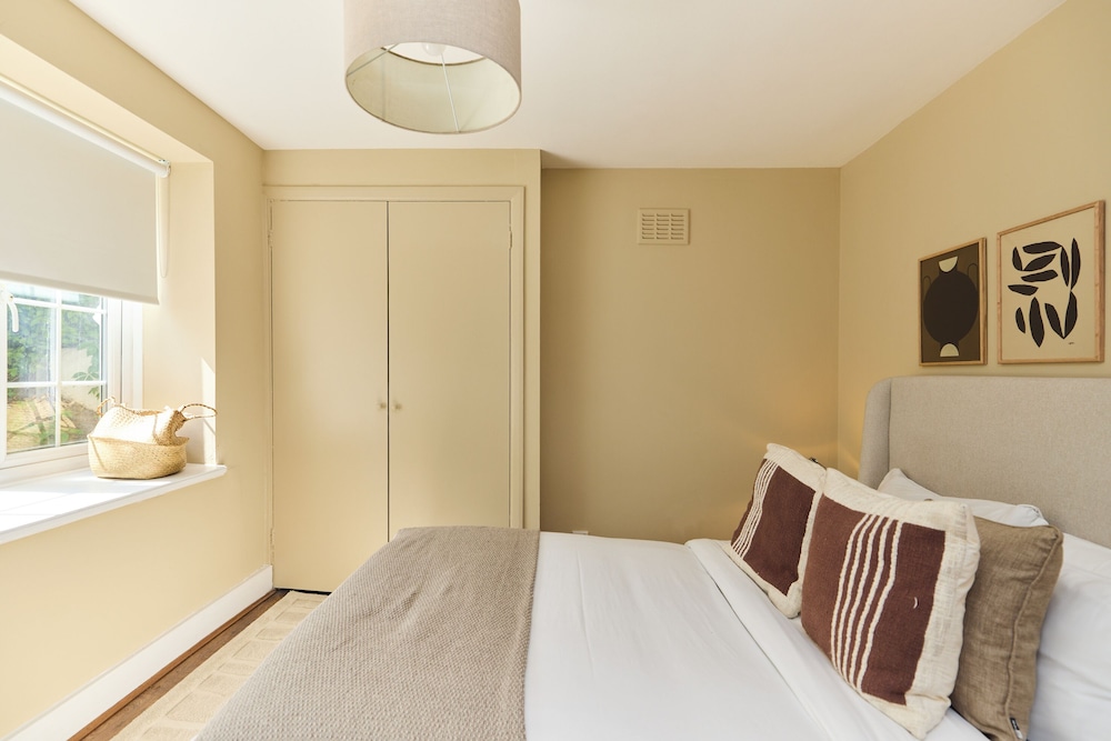 The Archway Garden Flat