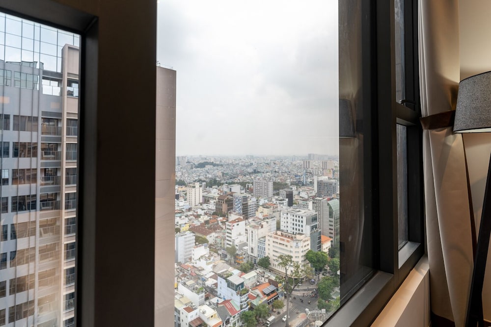 The MarQ Luxury 2BR Apt Central D1