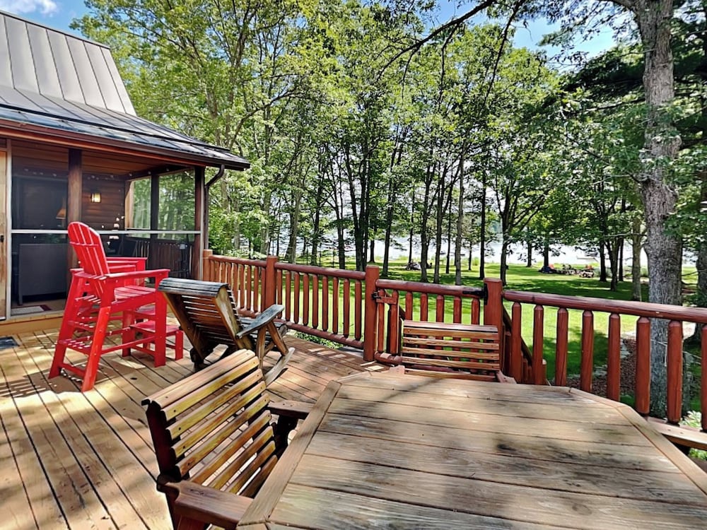 Crow's Point Lakehouse by Taylor Made Deep Creek