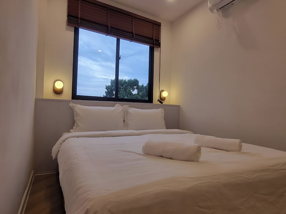 Lunar Hostel