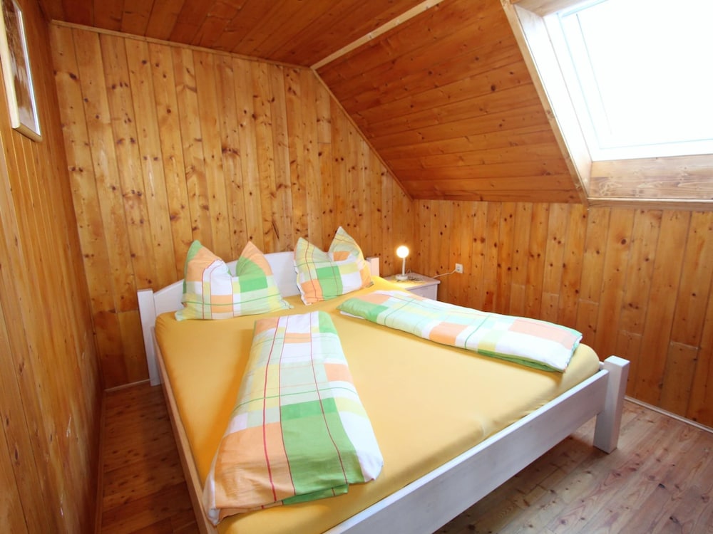 Spacious Chalet with Sauna near Ski Area in Wolfsberg view 4