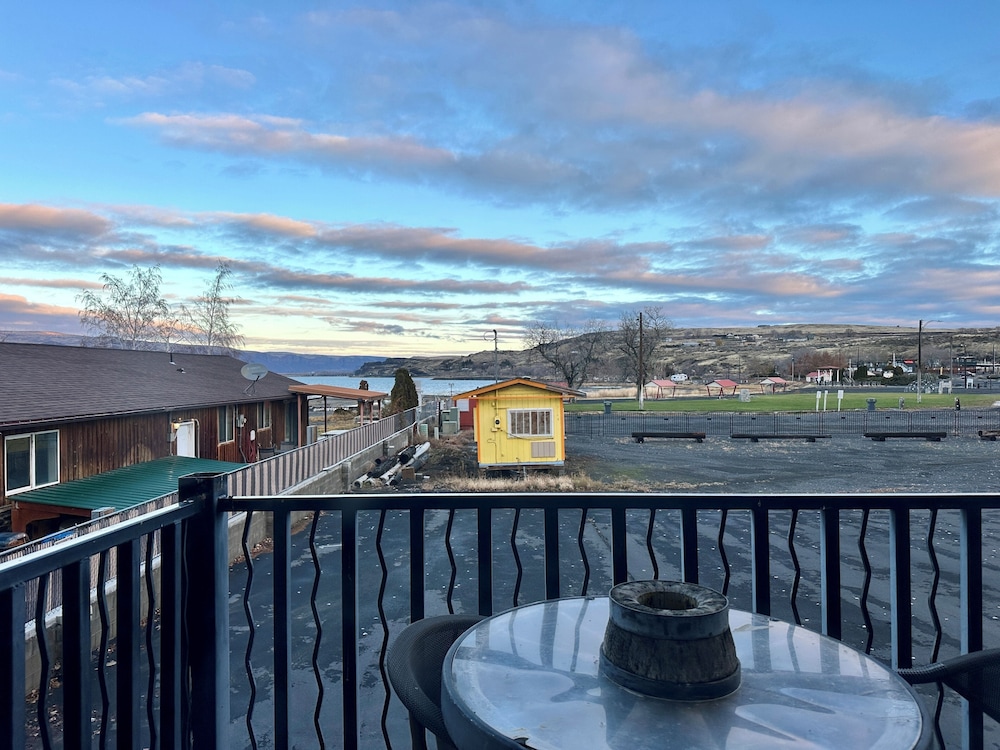 Soap Lake Natural Spa & Resort