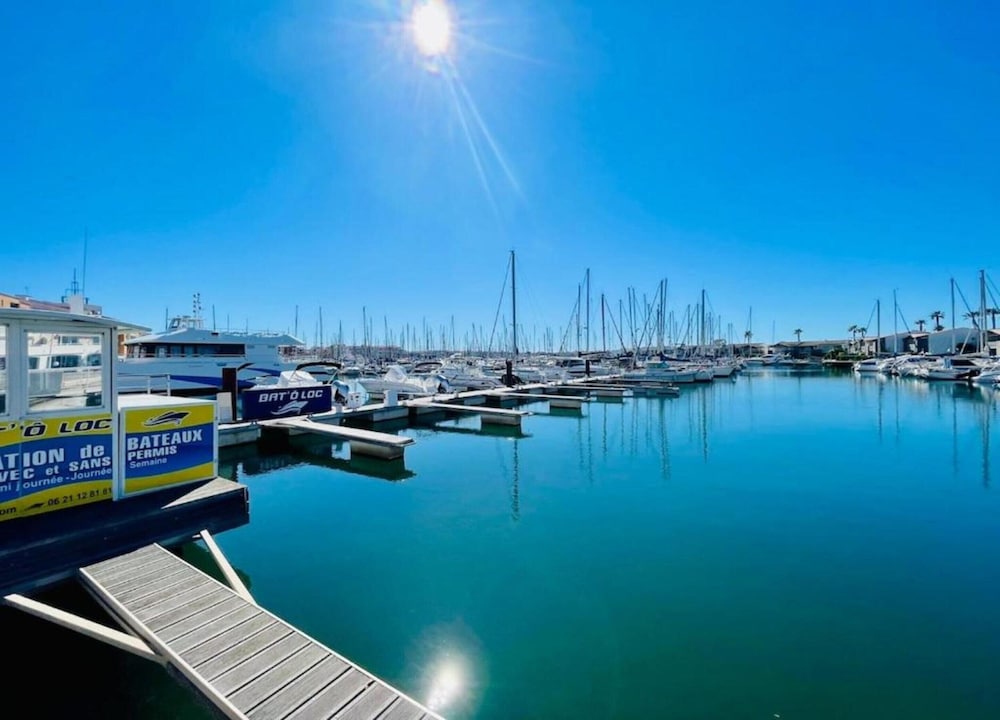 Cozy Beachside Apartment in Agde