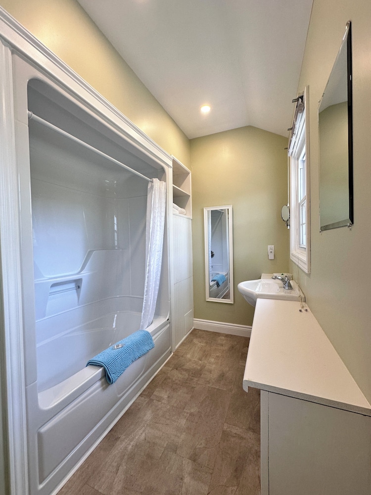 Skyline Cabins