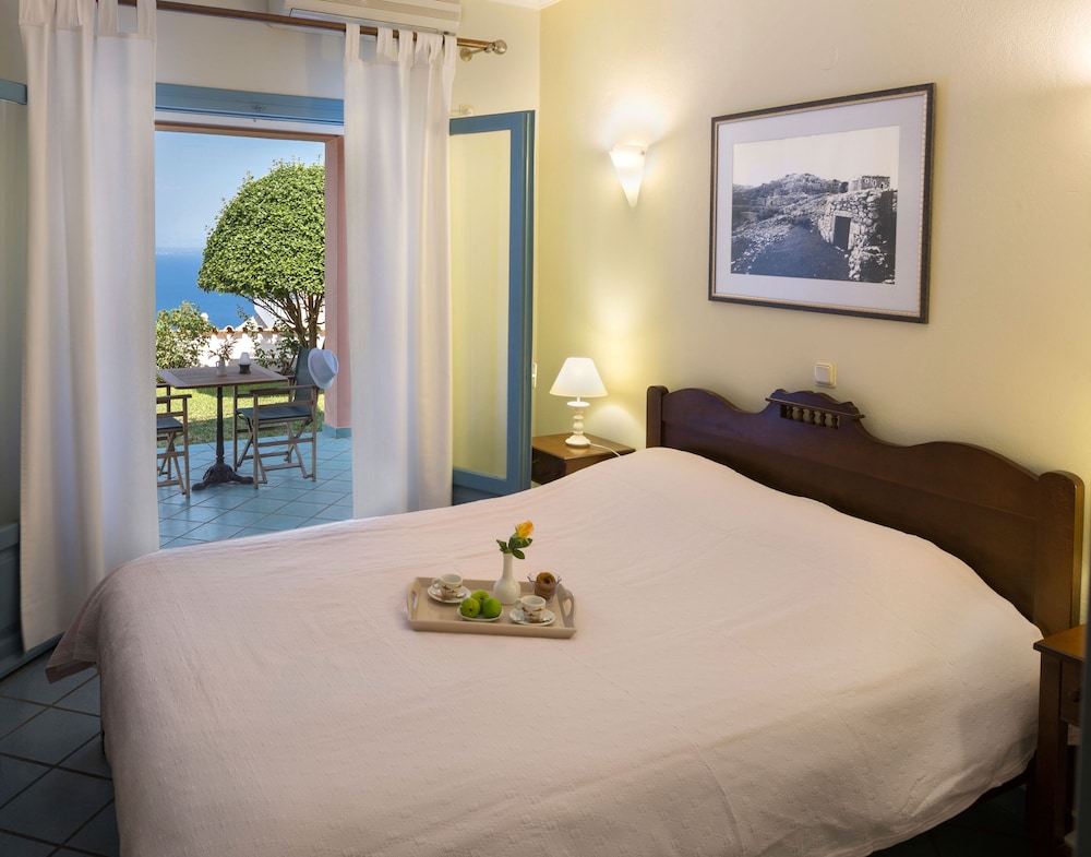 Mira Resort