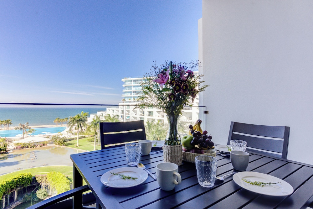 Aria Ocean Condominios