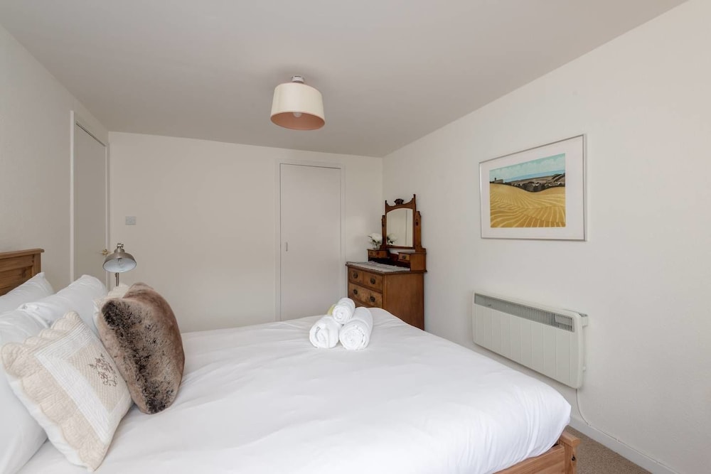 JOIVY Loft at the Brewery in Edinburgh Old Town view 3
