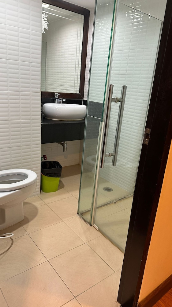 Omni Tower Sukhumvit Nana - Direct