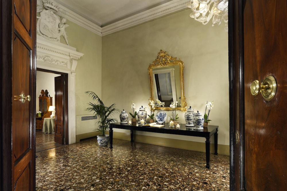 Al Palazzo del Marchese di Camugliano