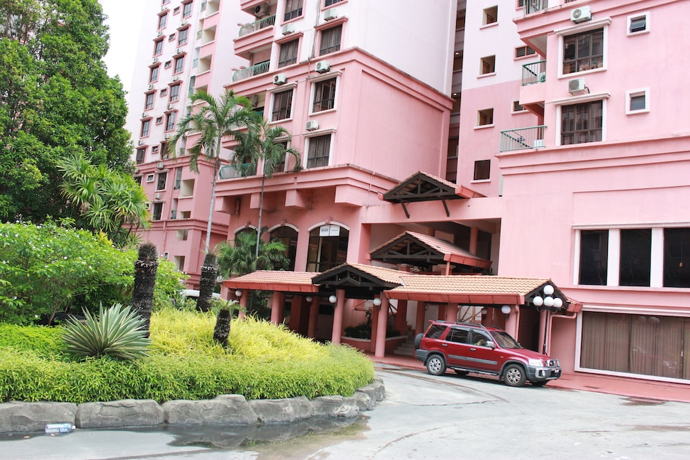 Jack's CondoApartment @ Marina Court Resort Condominium photo 7