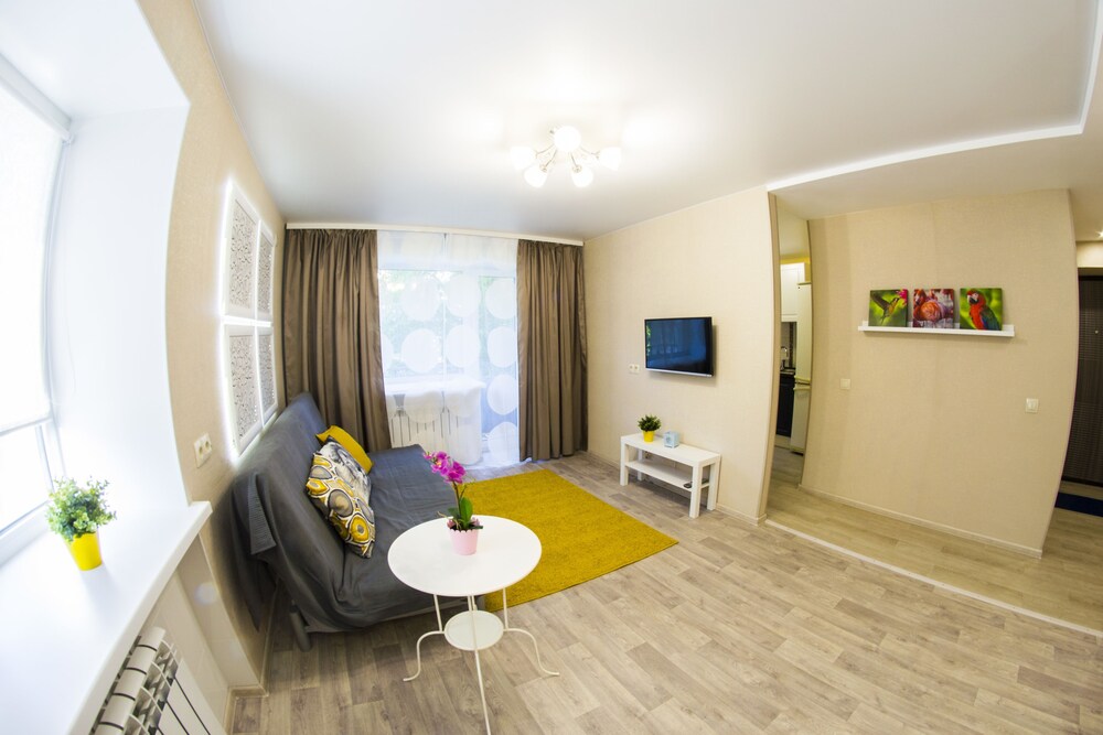Apartment in the center on Pochtovaya 25 view 5