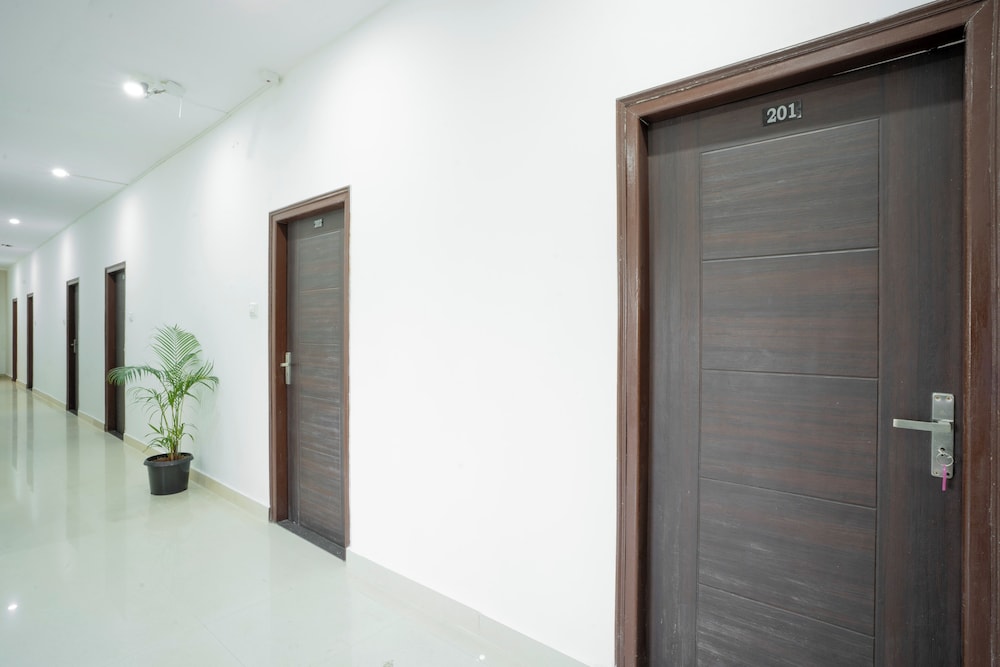 SS HOTELS