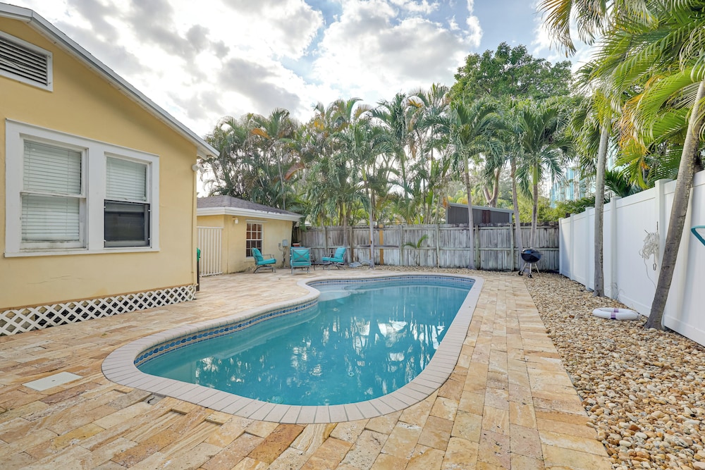 Shared Pool & Backyard: Small & Cozy Guest House