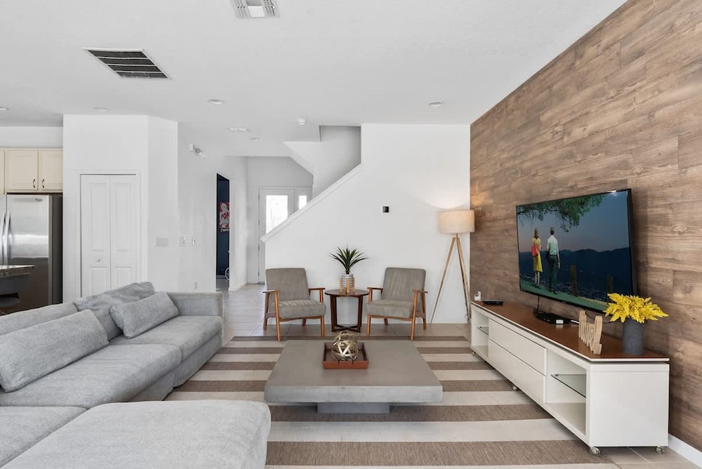 Amazing House at Bella Vida 5BR