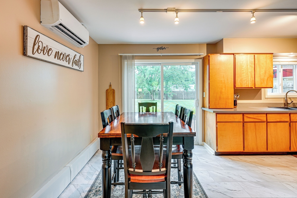 1 Mi to Dtwn: Suburban Home w/ Yard in Owosso