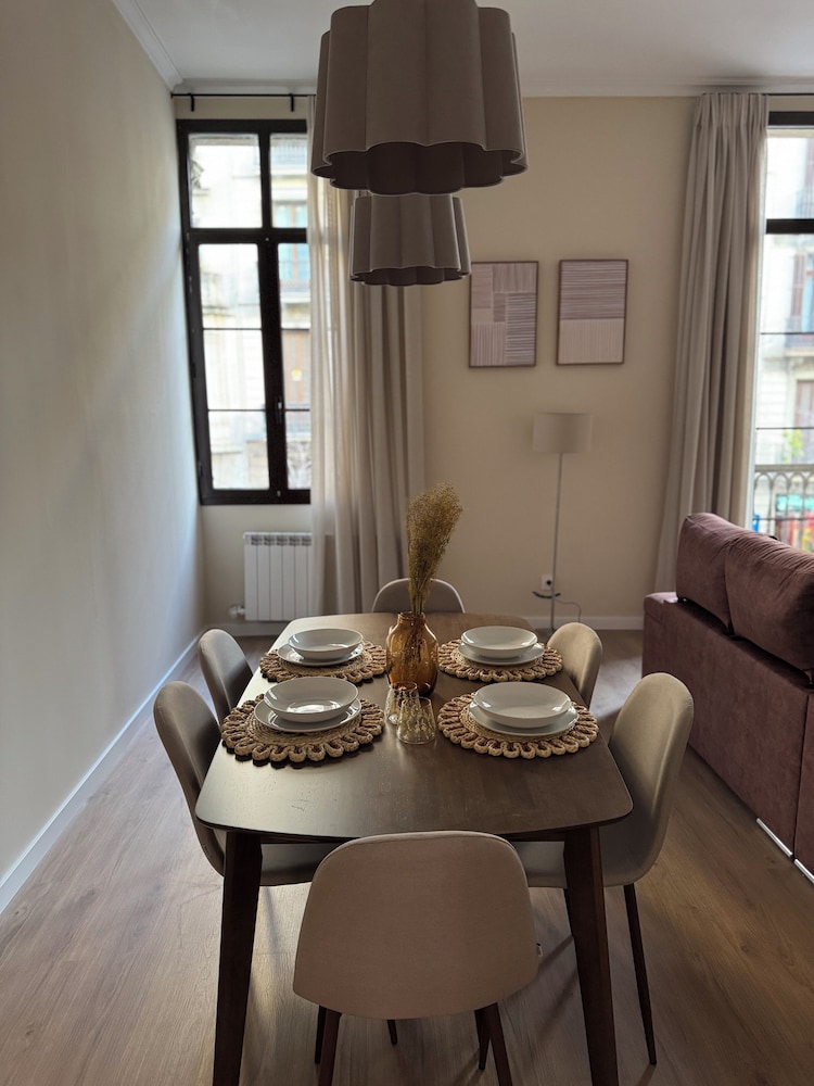 Anais Apartments by gaiarooms