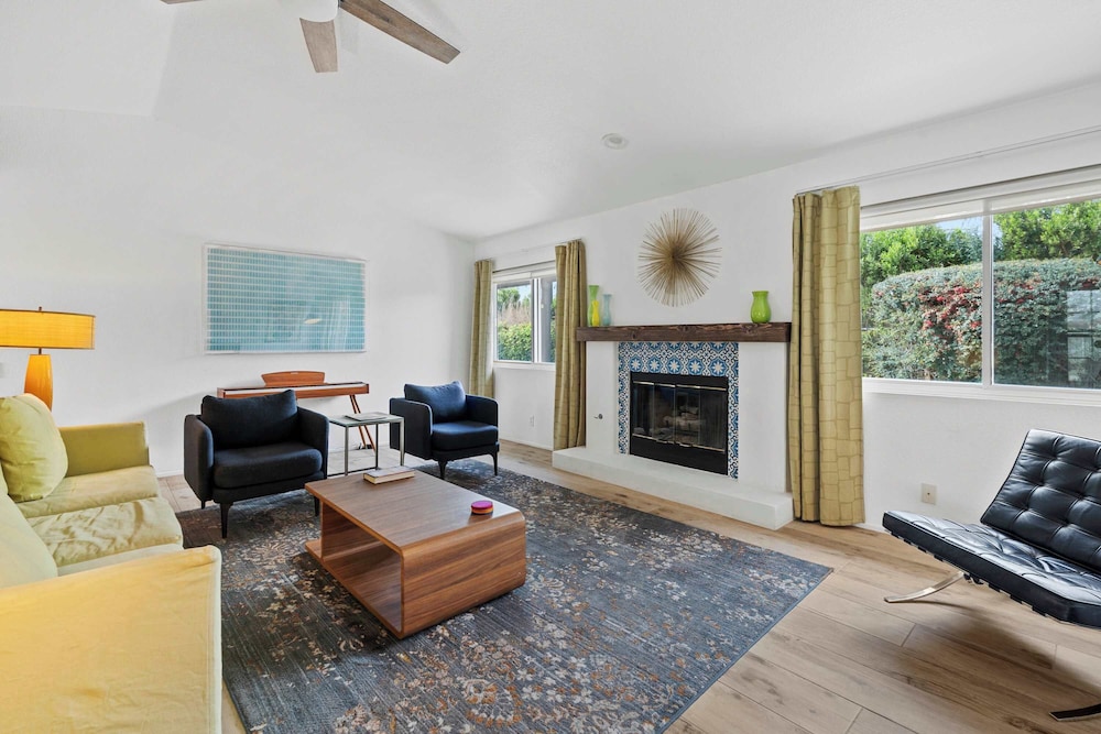 Hacienda Hideaway-3bd Great for Families