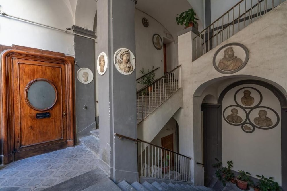 B&B Skyhouse Chiaia