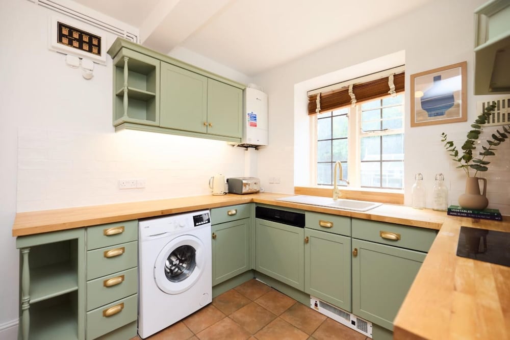 The Putney Dreams - Spacious 3bdr Flat