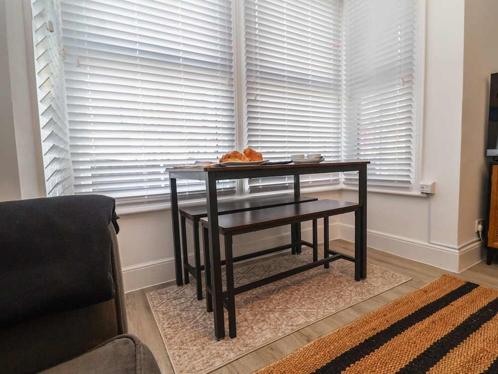 11a Manning Road