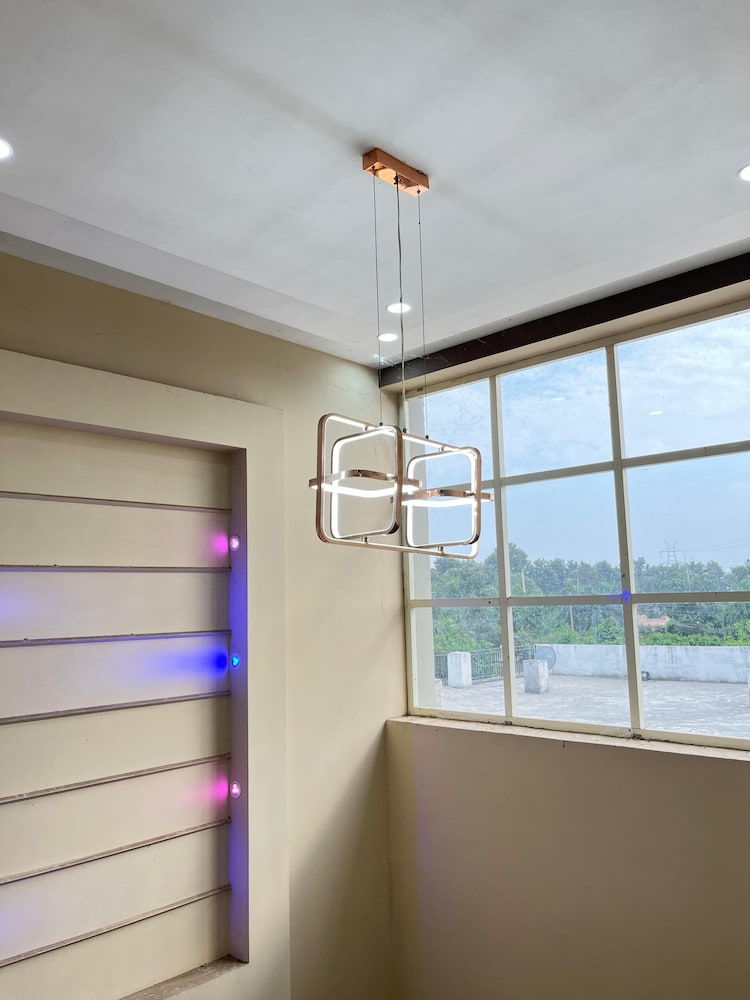 GoBravo 11 6BHK Farm with Pool Sohna Road Gurgaon