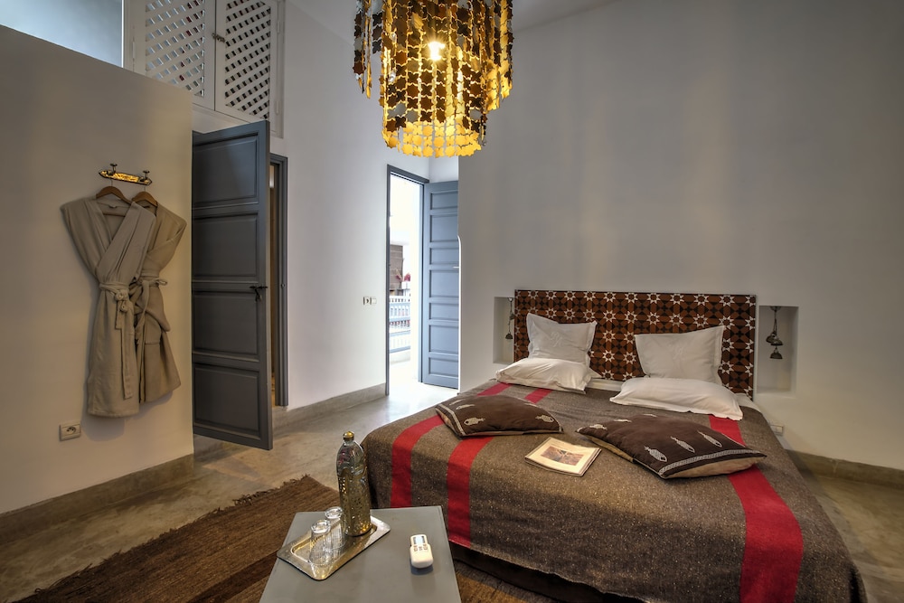Riad Awa